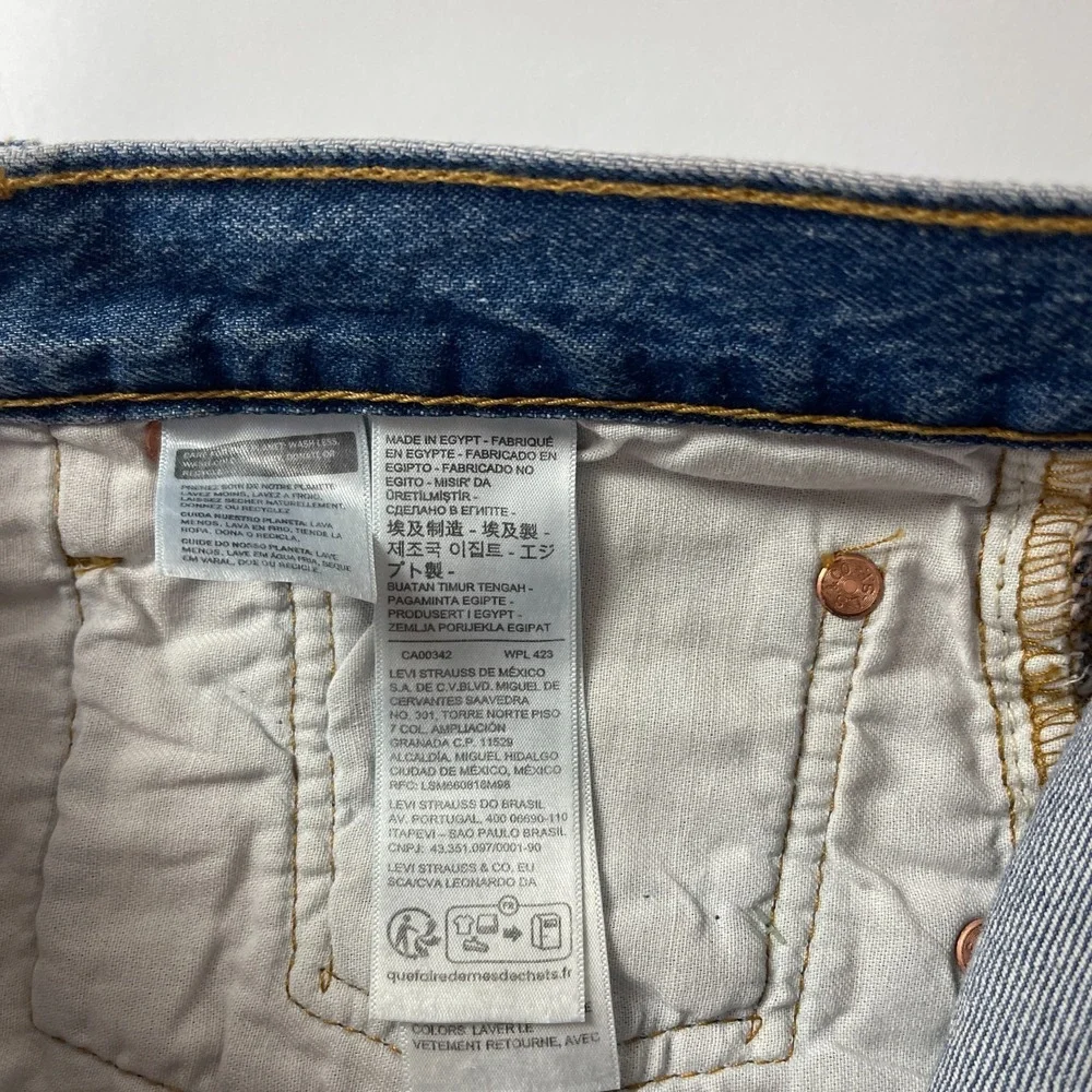Levis 501 Jeans Mens 34x30 Blue Original Button Fly Medium Wash Denim Cowboy